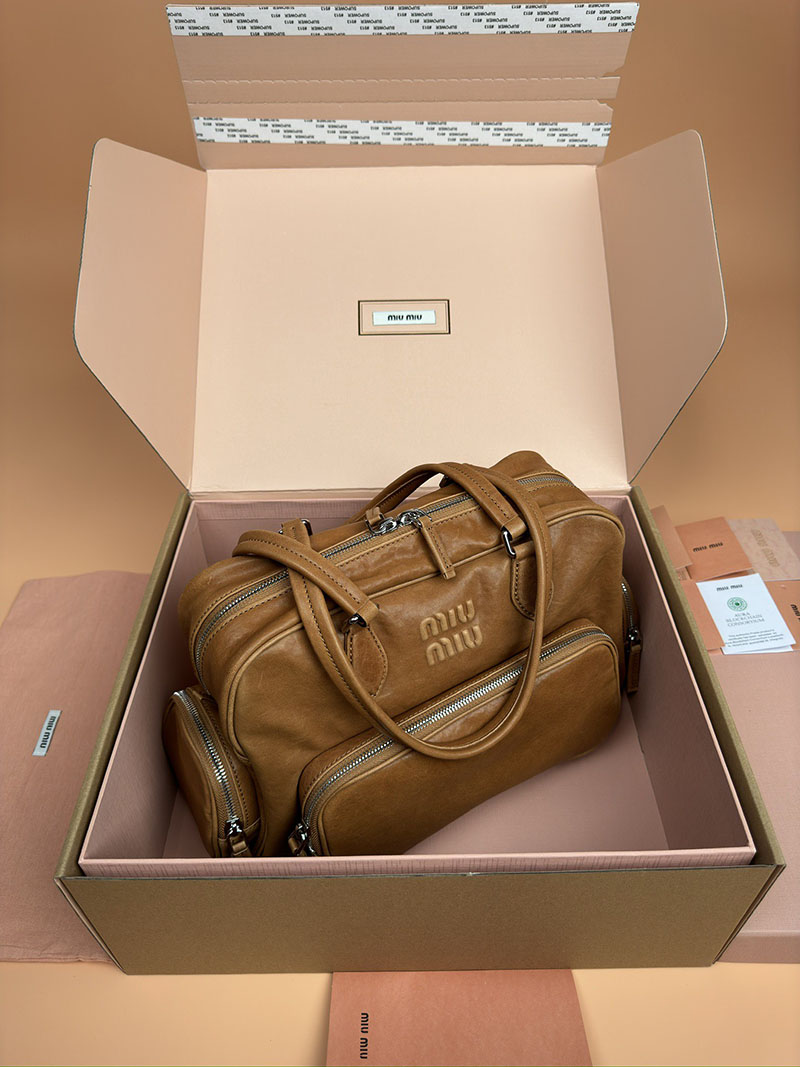 MiuMiu ナッパレザー トップハンドルバッグ キャメル 5BB159_2CRL_F098L_V_OOO シルバー金具 ミュウミュウ バッグ アウトレット - 画像 (5)