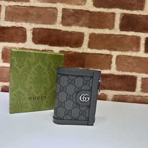 グッチ 財布 二つ折り 使いやすい