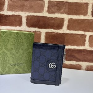グッチ 財布 二つ折り 使いやすい