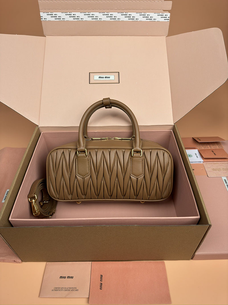 MiuMiu アルカディ マテラッセレザー バッグ キャメル 5BB148_N88_F098L_V_OON ゴールド金具 miumiu バッグ安い - 画像 (8)