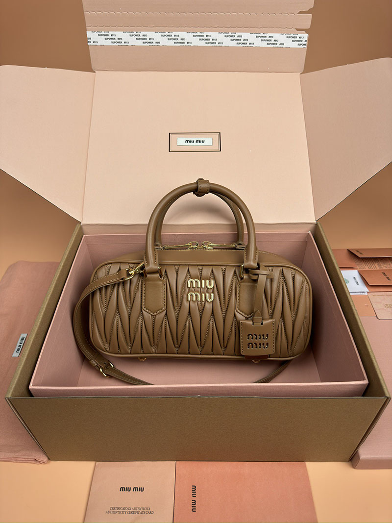 MiuMiu アルカディ マテラッセレザー バッグ キャメル 5BB148_N88_F098L_V_OON ゴールド金具 miumiu バッグ安い - 画像 (2)