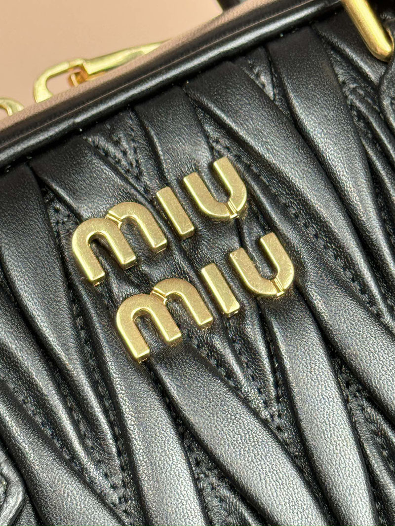 MiuMiu アルカディ マテラッセレザー バッグ ブラック 5BB148_N88_F0002_V_OON ゴールド金具 miumiu バッグ安い - 画像 (4)
