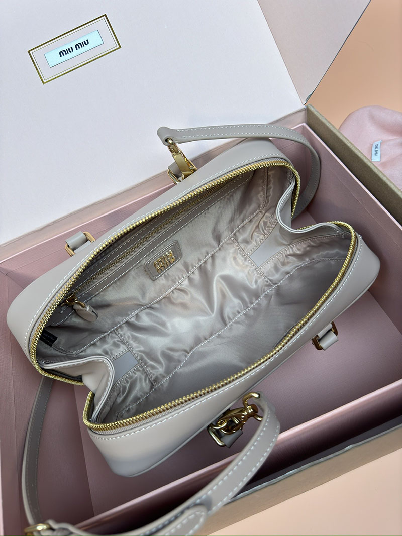 MiuMiu アルカディ レザー バッグ グレー 5BB148_2CR3_F0572_V_OON ゴールド金具 ミュウミュウ アルカディ 偽物 - 画像 (4)