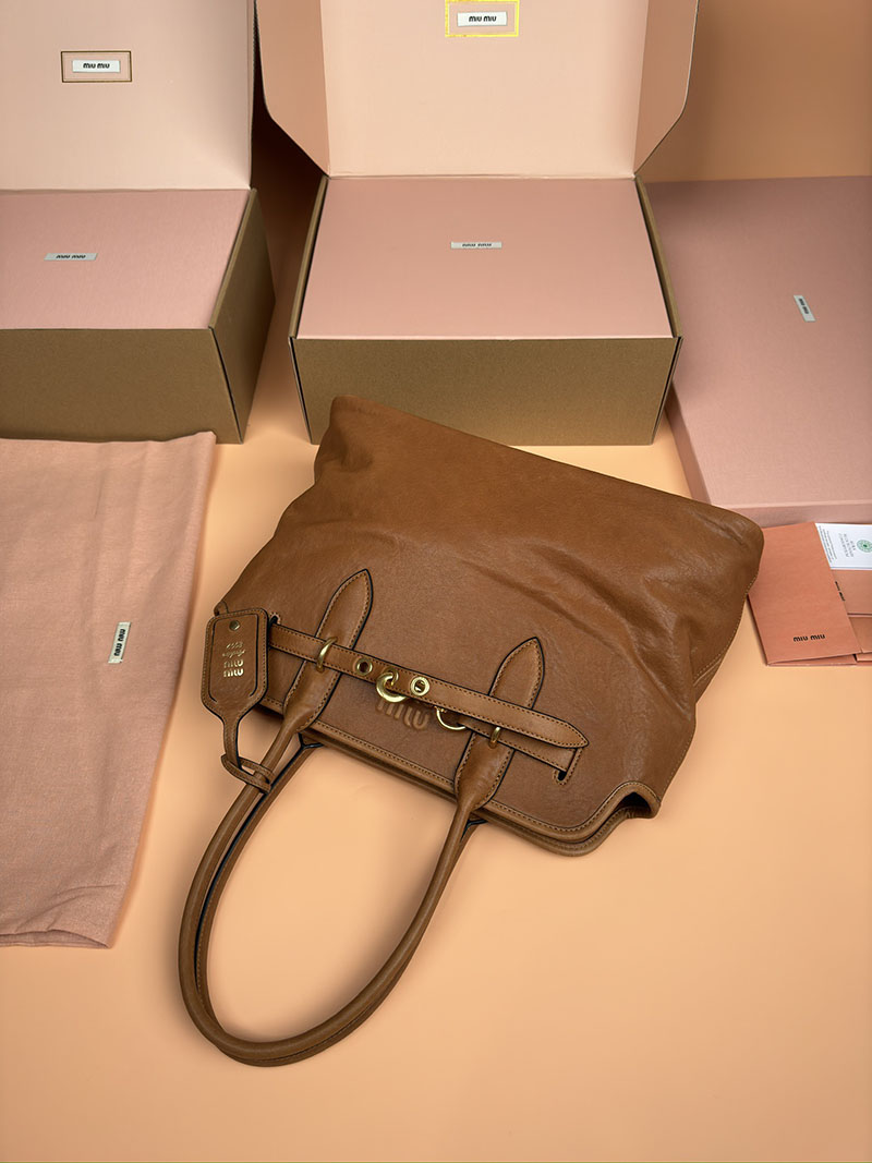 MiuMiu アバンチュール ナッパレザー バッグ ブラウン 5BG291_2BBL_F0316_V_OON ゴールド金具 ブランドバッグ アウトレット 店舗 - 画像 (7)