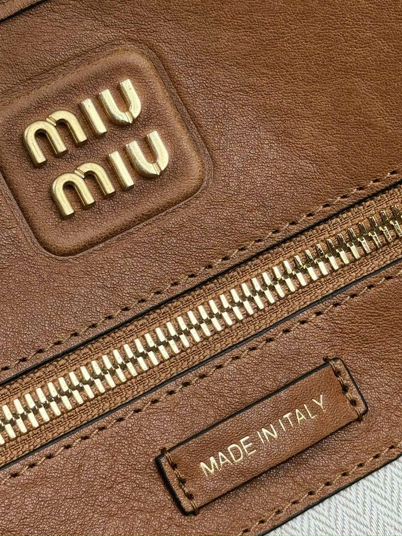 MiuMiu アバンチュール ナッパレザー バッグ ブラウン 5BG291_2BBL_F0316_V_OON ゴールド金具 ブランドバッグ アウトレット 店舗 - 画像 (4)