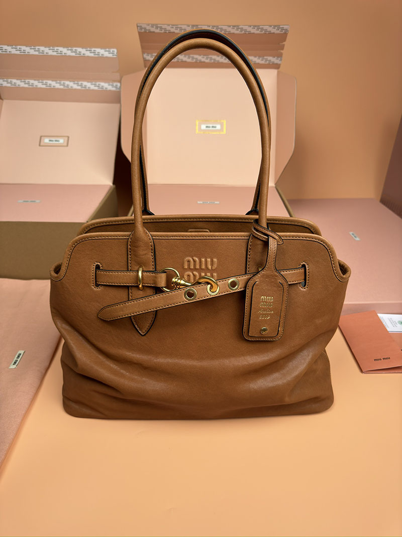 MiuMiu アバンチュール ナッパレザー バッグ ブラウン 5BG291_2BBL_F0316_V_OON ゴールド金具 ブランドバッグ アウトレット 店舗 - 画像 (3)