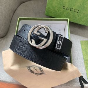 グッチ ベルト リバーシブル