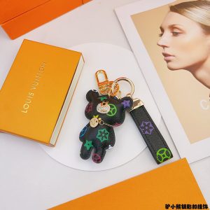 ルイヴィトン キーホルダー 激安