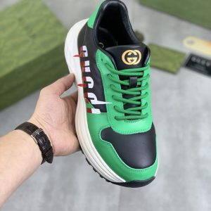グッチ スニーカー 激安