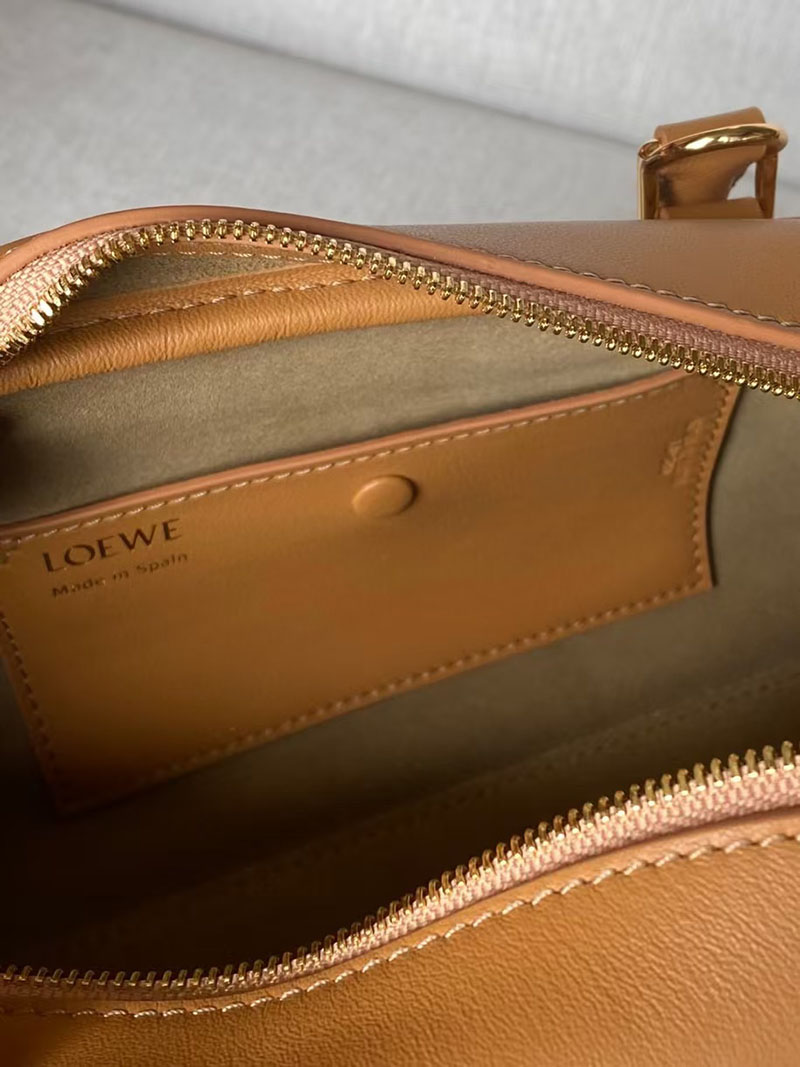 ロエベ バッグ 人気ランキング LOEWE アマソナ/アマソナ23-クロップド-バッグ A039N23X01-2586 ウォームデザート ゴールド金具 - 画像 (3)