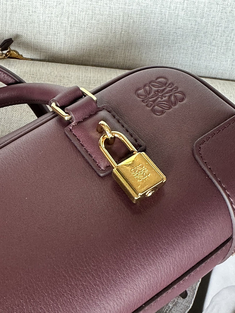 ロエベ バッグ 人気ランキング LOEWE アマソナ/アマソナ23-クロップド-バッグ A039N23X01-7240 ダークバーガンディ ゴールド金具 - 画像 (4)
