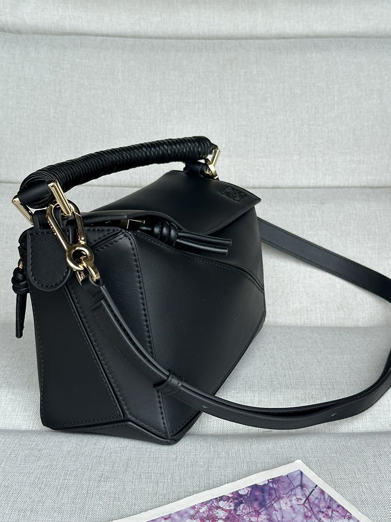 ロエベ 使いやすいバッグ LOEWE パズル/パズルバッグ-スモール A510S21XAE-1100 ブラック ゴールド金具 - 画像 (8)