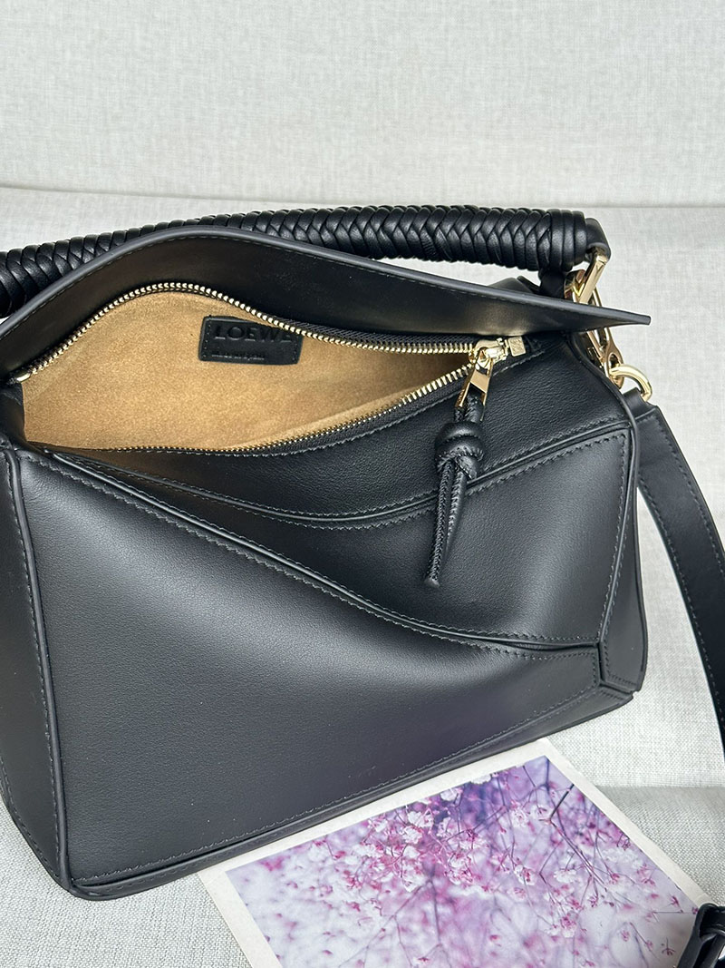 ロエベ 使いやすいバッグ LOEWE パズル/パズルバッグ-スモール A510S21XAE-1100 ブラック ゴールド金具 - 画像 (3)