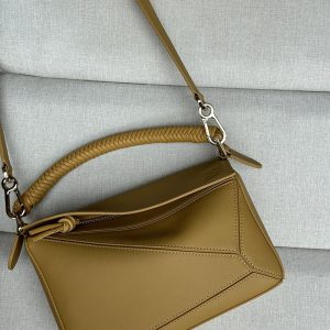 ロエベ 使いやすいバッグ