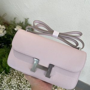 エルメス コン スタンス 店頭に ある
