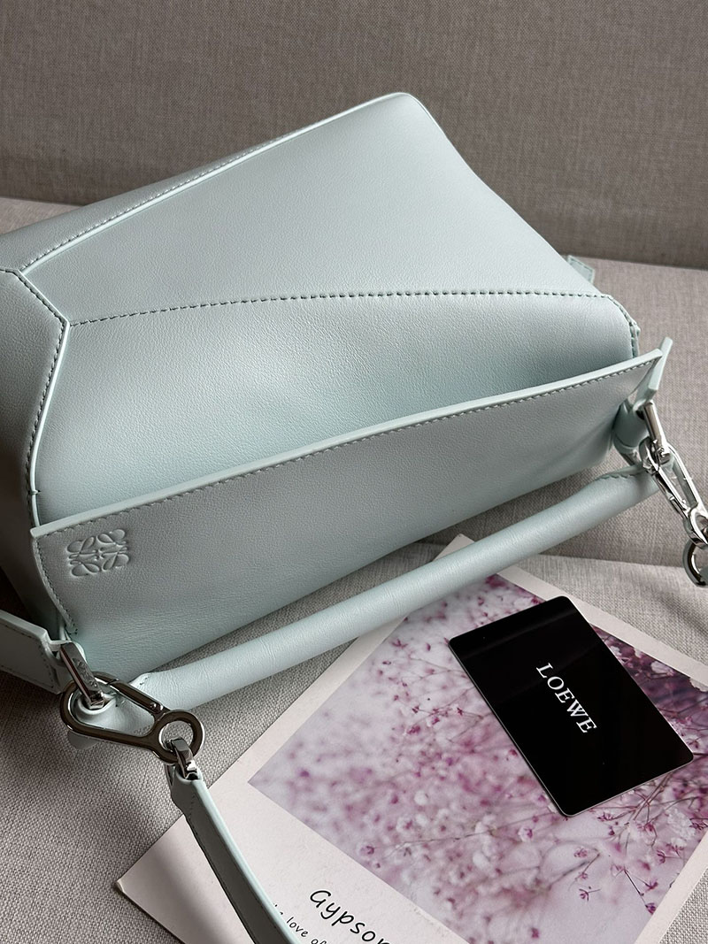 ロエベ 使いやすいバッグ LOEWE パズルバッグ-スモール A510P60X44-4412 ウォーター シルバー金具 - 画像 (6)
