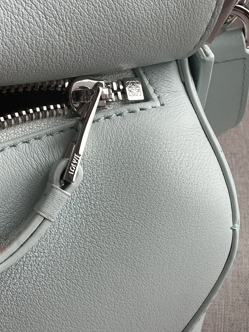 ロエベ 使いやすいバッグ LOEWE パズルバッグ-スモール A510P60X44-4412 ウォーター シルバー金具 - 画像 (3)