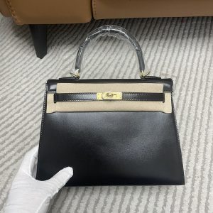 ケリー ボックスカーフ 定価