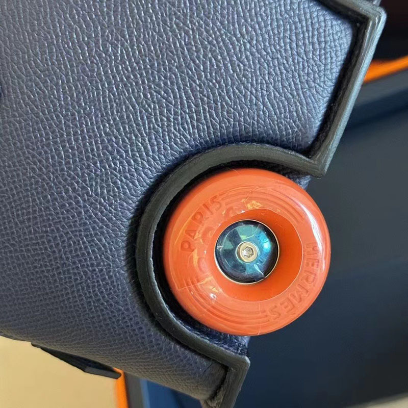 エルメス ボリードオンホイールズ ミニ ブルーニュイ Bolide on Wheels Bag Mini ヴォーエプソン シルバー金具 2513456 - 画像 (7)