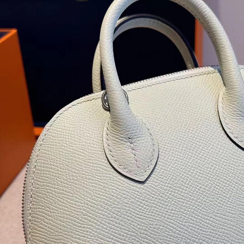 エルメス ボリードオンホイールズ ミニ シエル Bolide on Wheels Bag Mini ヴォーエプソン シルバー金具 2025定価 2513457 - 画像 (4)