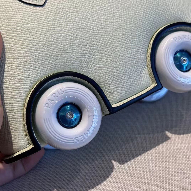 エルメス ボリードオンホイールズ ミニ シエル Bolide on Wheels Bag Mini ヴォーエプソン シルバー金具 2025定価 2513457 - 画像 (3)