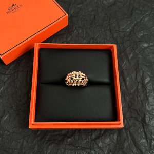 エルメス シルバー リング 人気
