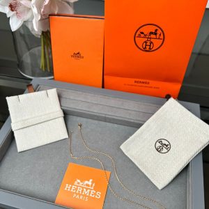 ポップh ネックレス 定価