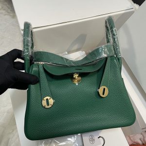 ブランドバッグ アウトレット 激安
