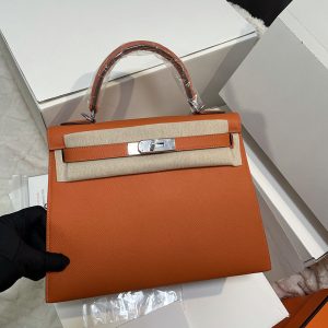ブランドバッグ セール 公式