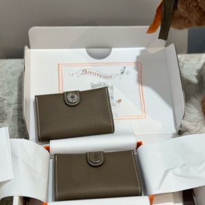 エルメス カードケース レディース