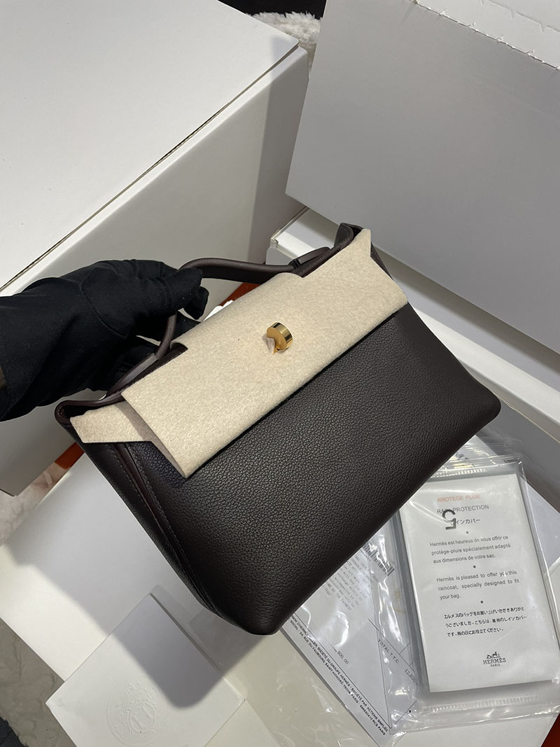 エルメス 24/24 定価