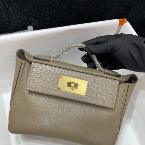 エルメス 24/24 定価