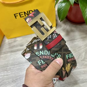 フェンディ ベルト リバーシブル