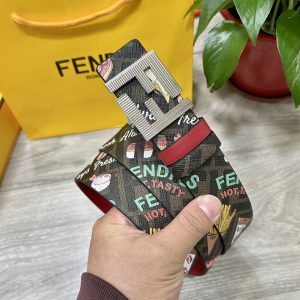 フェンディ ベルト リバーシブル