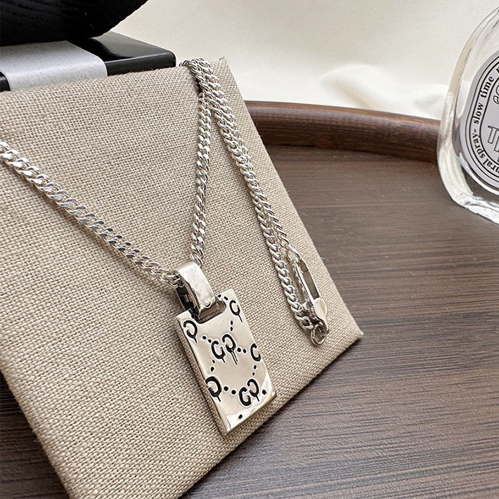 GUCCI グッチ シグネチャー GG タグ付き ネックレス シルバー 814852 J8400 8106 グッチ ネックレス 芸能人 - 画像 (6)