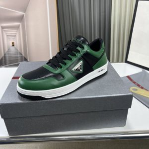 プラダ 厚底スニーカー メンズ