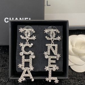 シャネル ピアス どこで買える