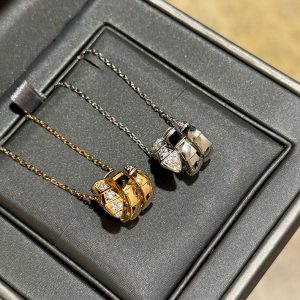 ブルガリ ネックレス 安い ピンク