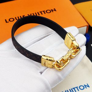 ルイヴィトン ブレスレット 値段