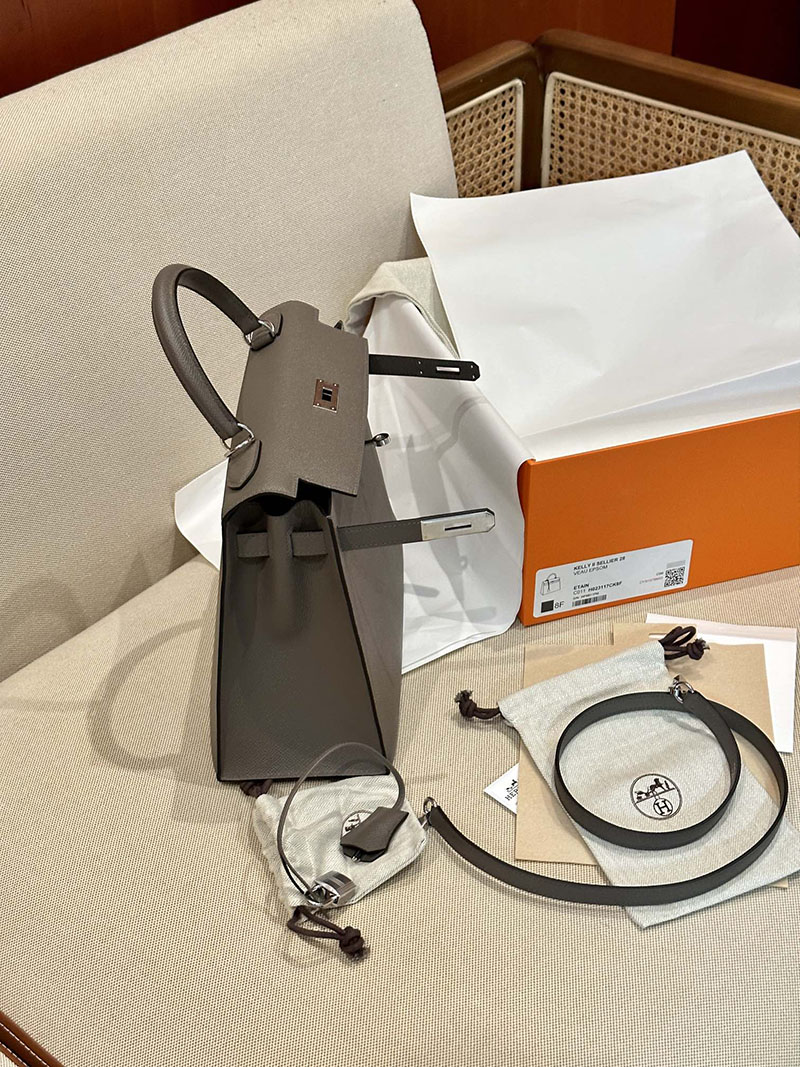 エルメス HERMES ケリー28 外縫い エタン ヴォーエプソン シルバー金具 2412865 エルメスケリー風バッグ - 画像 (5)