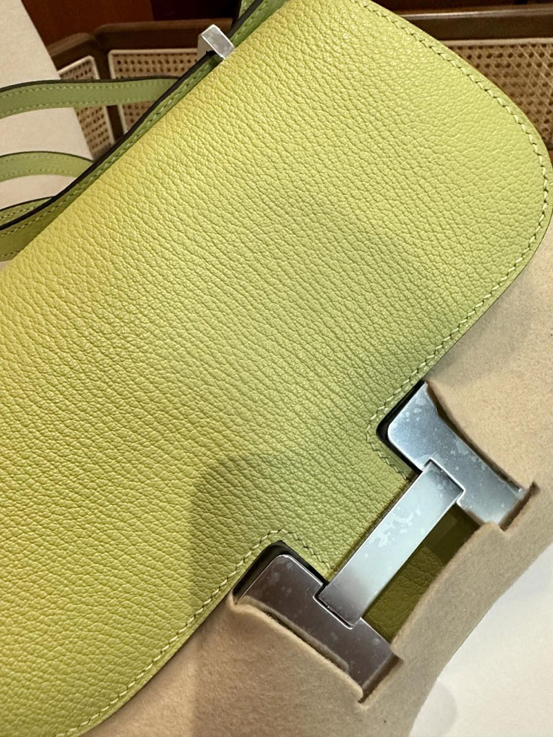 エルメス HERMES コンスタンス3 ミニ ジョーヌブルジョン シェブルミゾル シルバー金具 2412869 旅行 ショルダーバッグ レディース 軽い - 画像 (3)