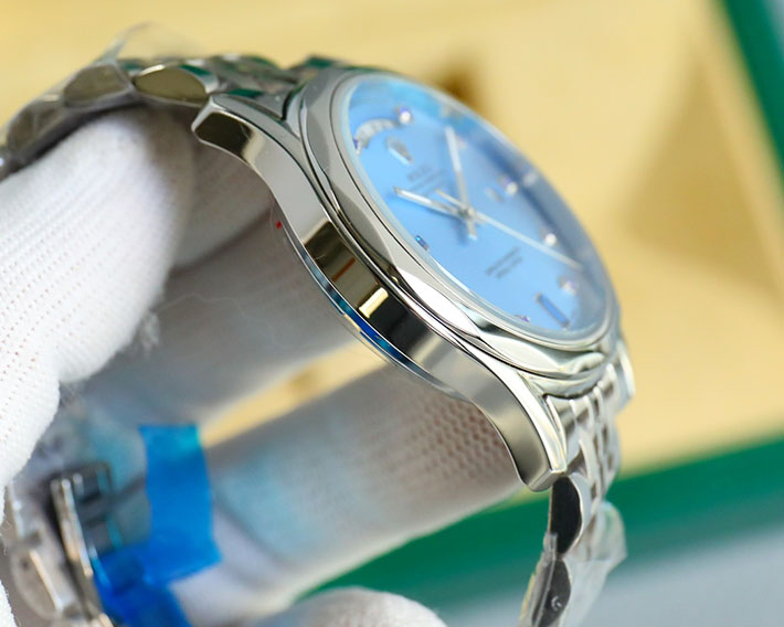 最高級ロレックススーパーコピー ロレックス デイデイト コピー スカイブルー ROLEX ロレックス デイデイト 金無垢 定価 2514881 - 画像 (5)