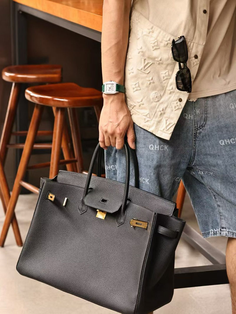 エルメス HERMES バーキン40 黒 ブラック トゴ シルバー金具 2412900 バーキン 男が持つ - 画像 (5)