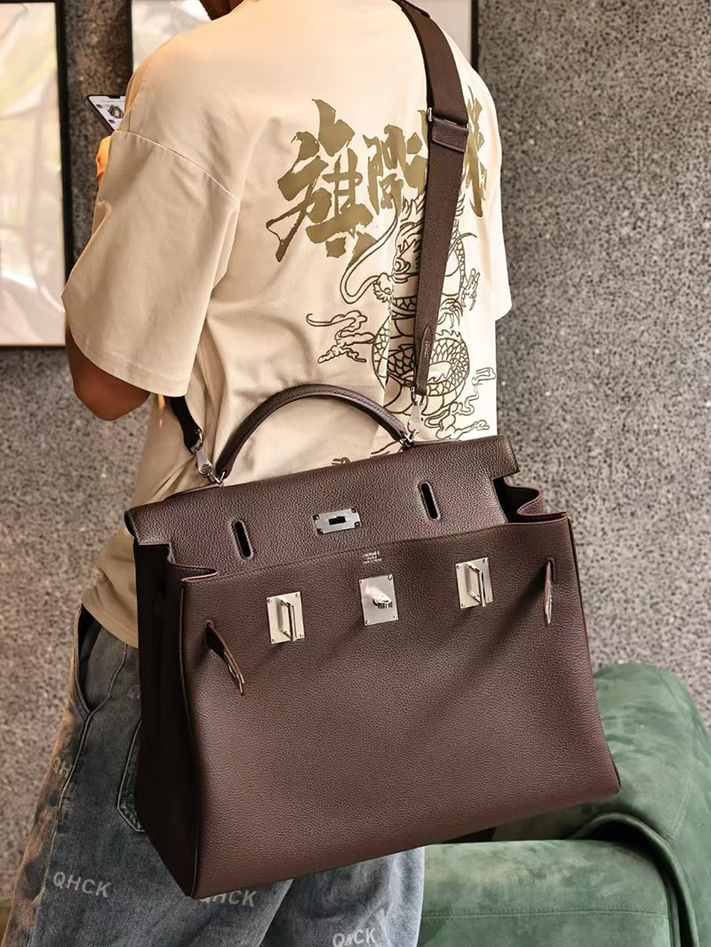 エルメス メンズバッグ 人気 HERMES ケリー 42cm 内縫い エベンヌ トゴ シルバー金具 2412901 ケリーバッグ メンズ - 画像 (2)