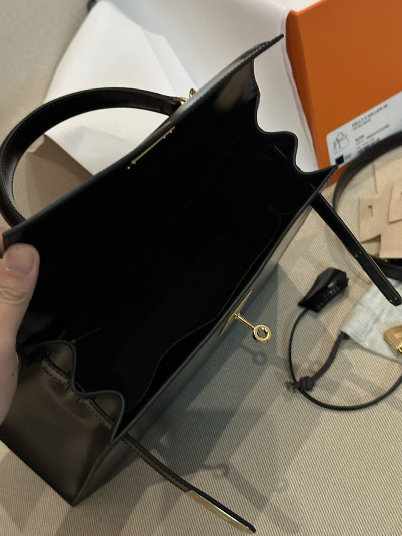 エルメス HERMES ケリー28 外縫い 黒 ブラック ボックスカーフ ゴールド金具 2412906 ケリー28 ボックスカーフ - 画像 (8)