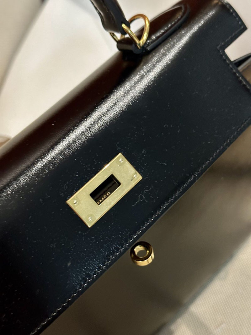 エルメス HERMES ケリー28 外縫い 黒 ブラック ボックスカーフ ゴールド金具 2412906 ケリー28 ボックスカーフ - 画像 (7)