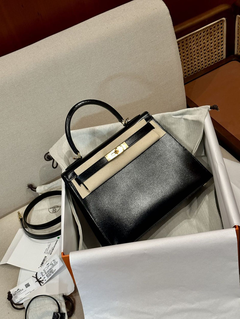 エルメス HERMES ケリー28 外縫い 黒 ブラック ボックスカーフ ゴールド金具 2412906 ケリー28 ボックスカーフ - 画像 (15)