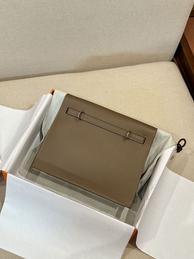 エルメスケリーリュック HERMES エルメス ケリーダンス2 ベージュドゥワイマール/ブルーフリーダ エバーカラー シルバー金具 2412923 - 画像 (4)