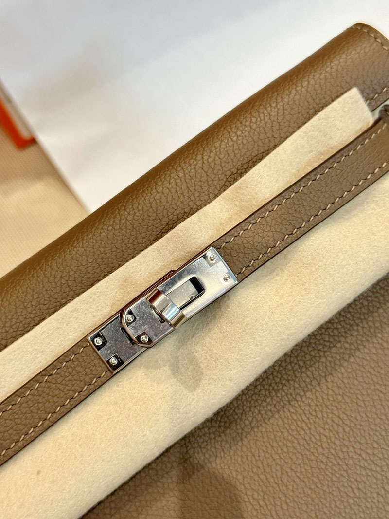 エルメスケリーリュック HERMES エルメス ケリーダンス2 ベージュドゥワイマール/ブルーフリーダ エバーカラー シルバー金具 2412923 - 画像 (2)