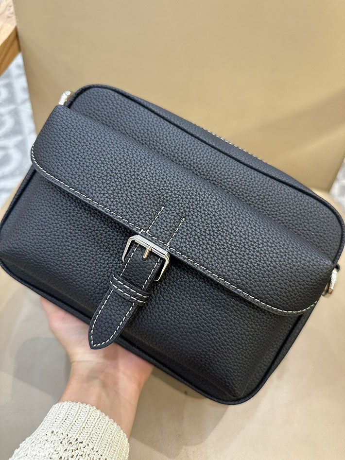 最高級 コーチバッグコピー ワーナー クロスボディ バッグ CW218 SV/BK シルバー/ブラック シルバー金具 コーチ メンズバッグ アウトレット - 画像 (7)